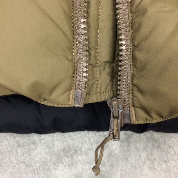 Mountain Equipment MEC Down Vest Mens XS Puffer Khaki Hiking Outdoors Vtg - Picture 11 of 15